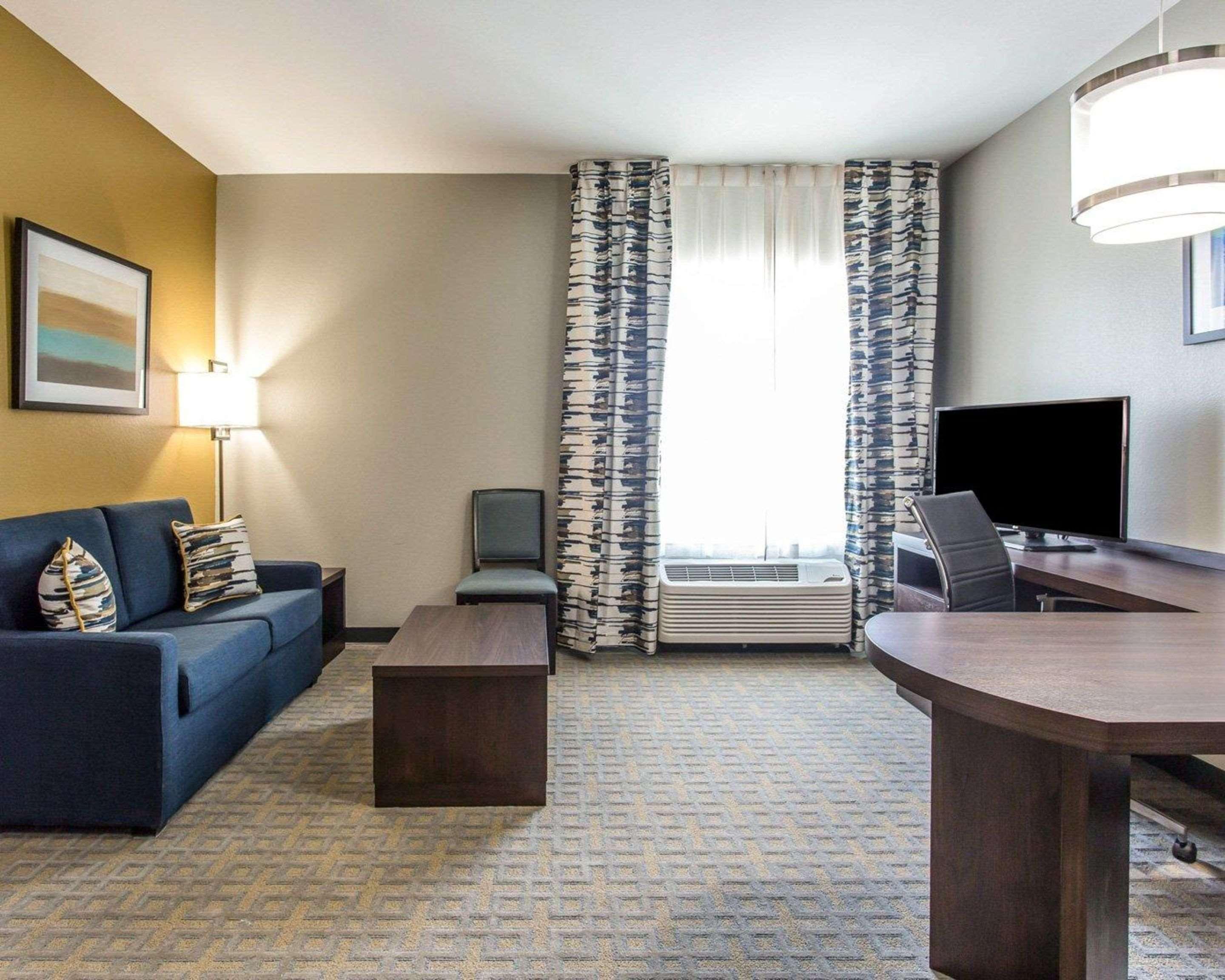 Mainstay Suites Midland Esterno foto