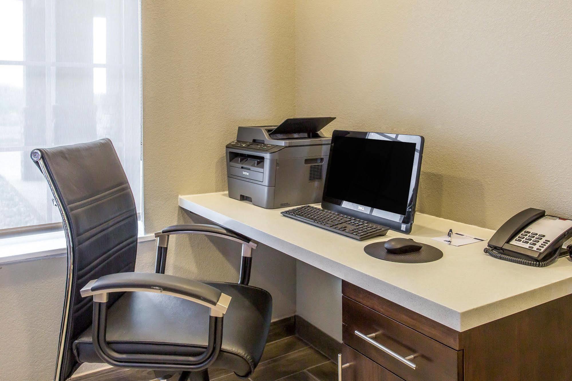 Mainstay Suites Midland Esterno foto