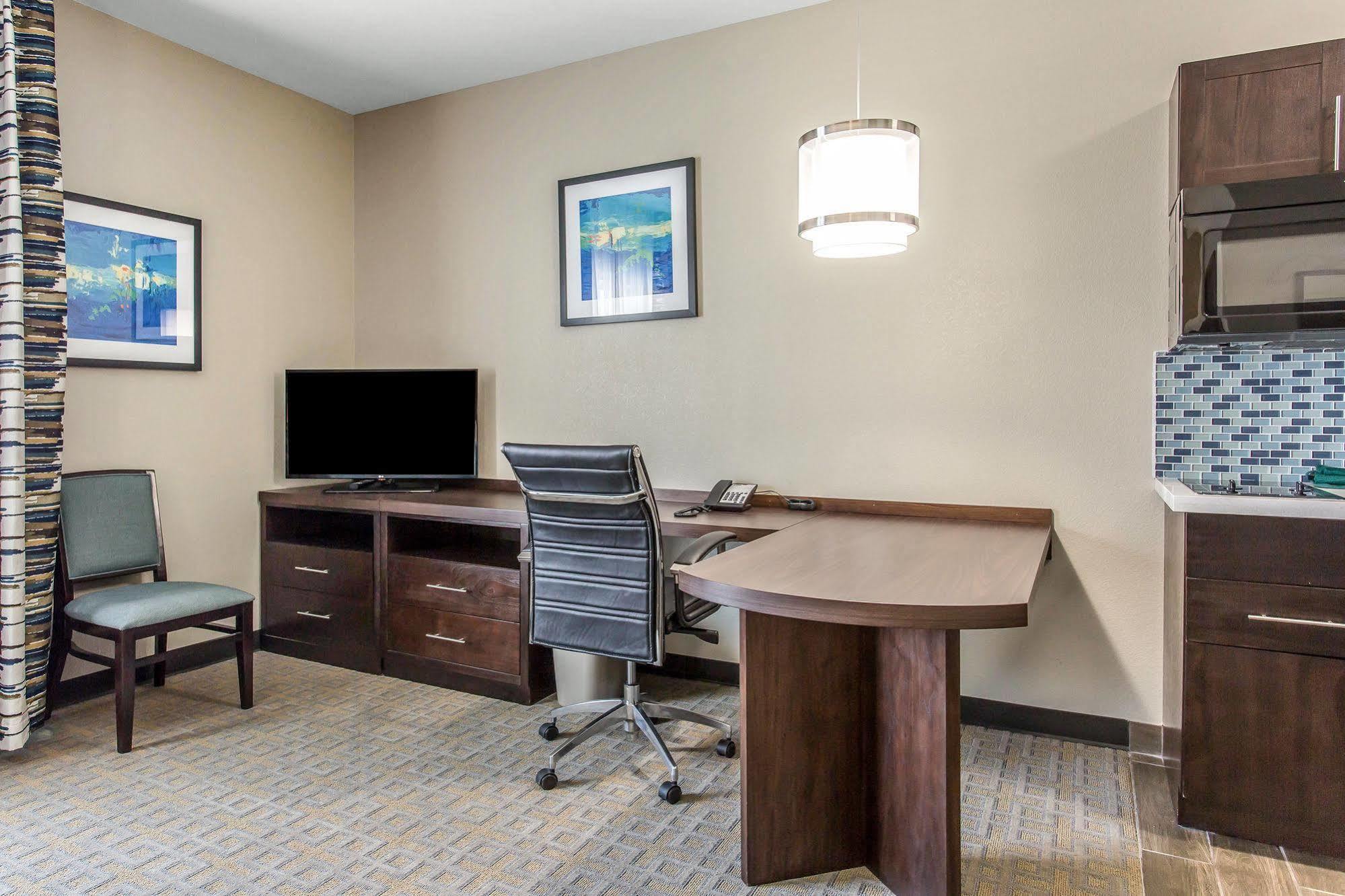 Mainstay Suites Midland Esterno foto
