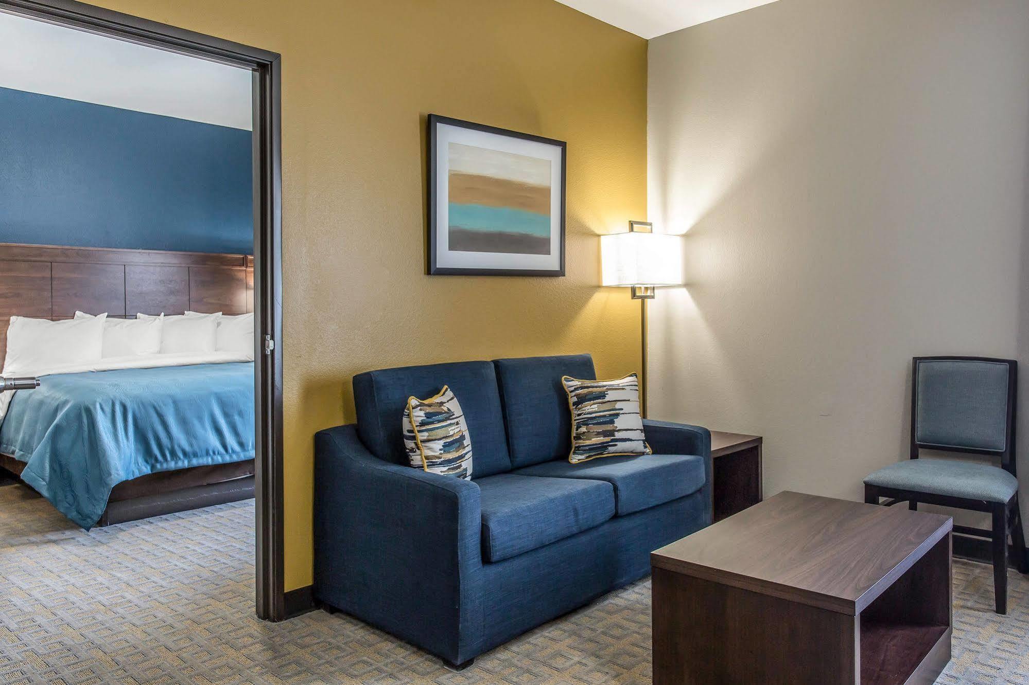 Mainstay Suites Midland Esterno foto