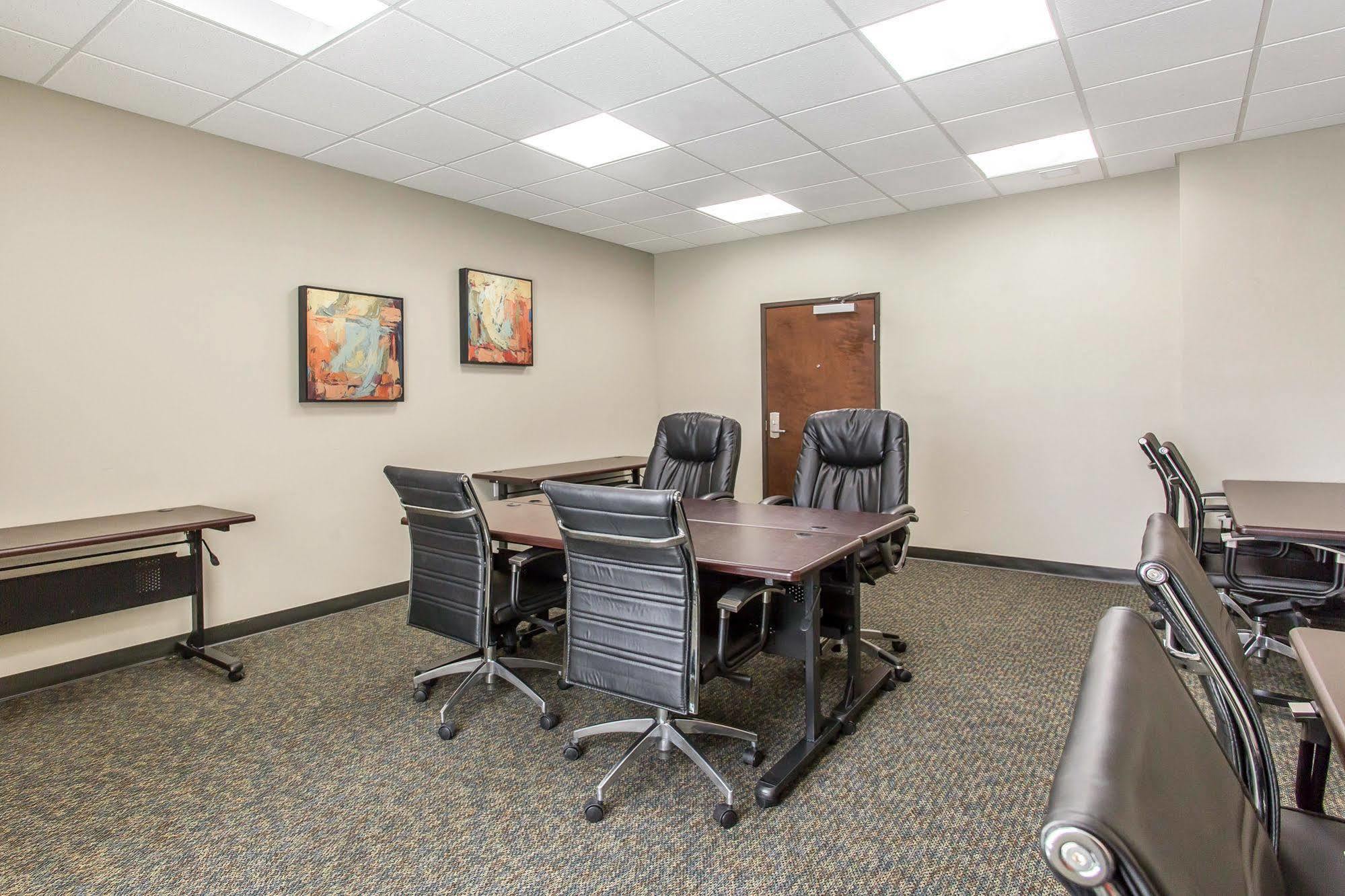 Mainstay Suites Midland Esterno foto
